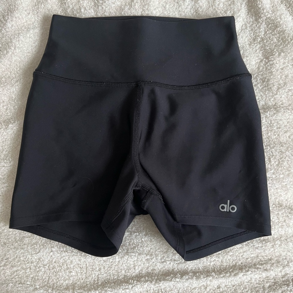 Alo yoga airlift shorts